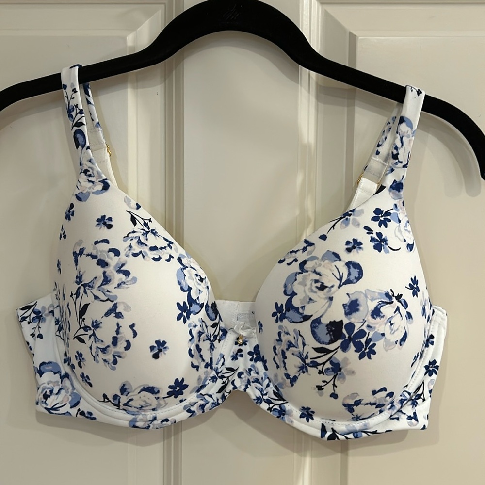 NWT Soma Embraceable Bra 36D